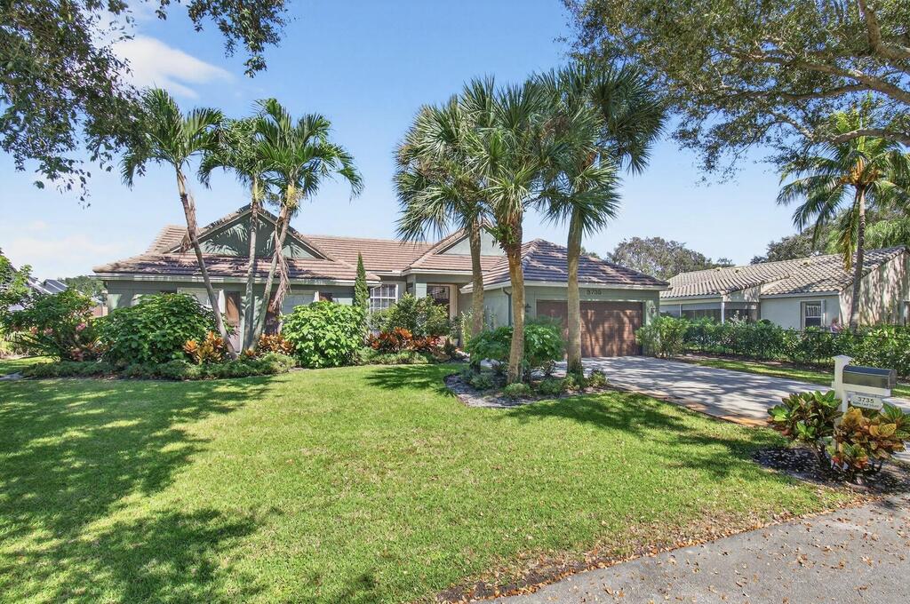 3735 Satin Leaf Court, Delray Beach, FL 33445