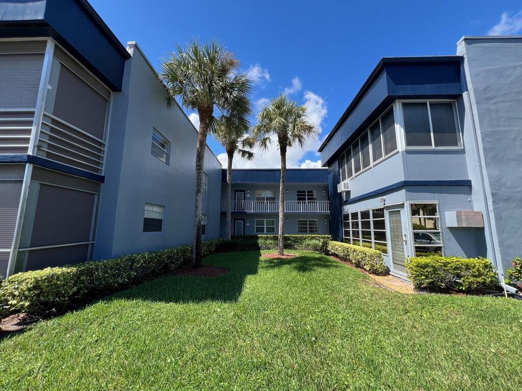 244 Burgundy F , Delray Beach, FL 33484