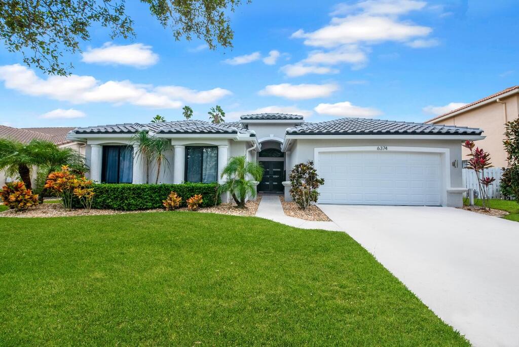 6374 Old Medinah Circle, Lake Worth, FL 33463