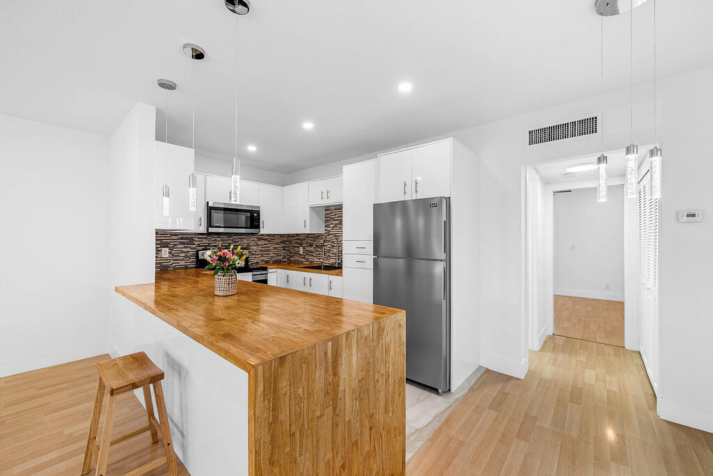 116 Salisbury , West Palm Beach, FL 33417