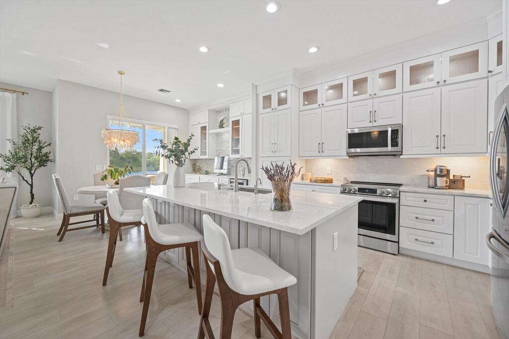 779 Marina Del Ray Lane, West Palm Beach, FL 33401