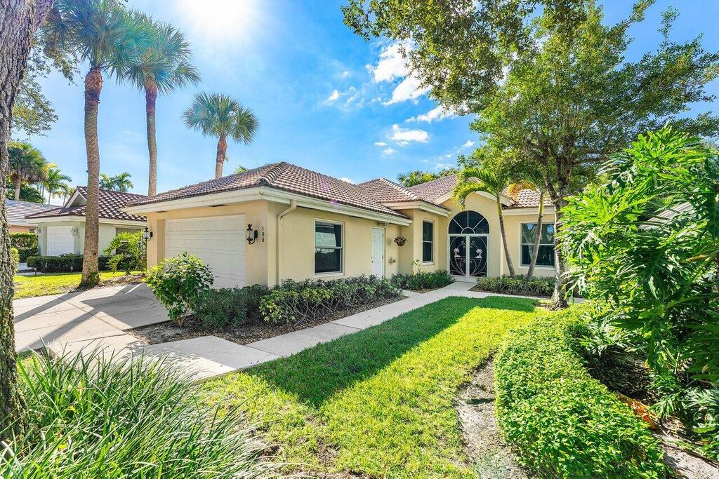 198 Hampton Circle, Jupiter, FL 33458