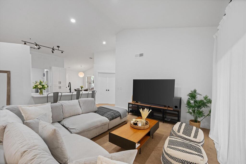 12628 Shoreline Drive , Wellington, FL 33414