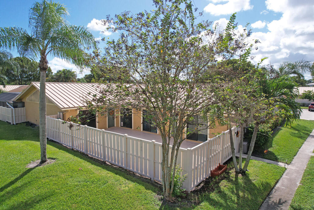 5918 Golden Eagle Circle, Palm Beach Gardens, FL 33418