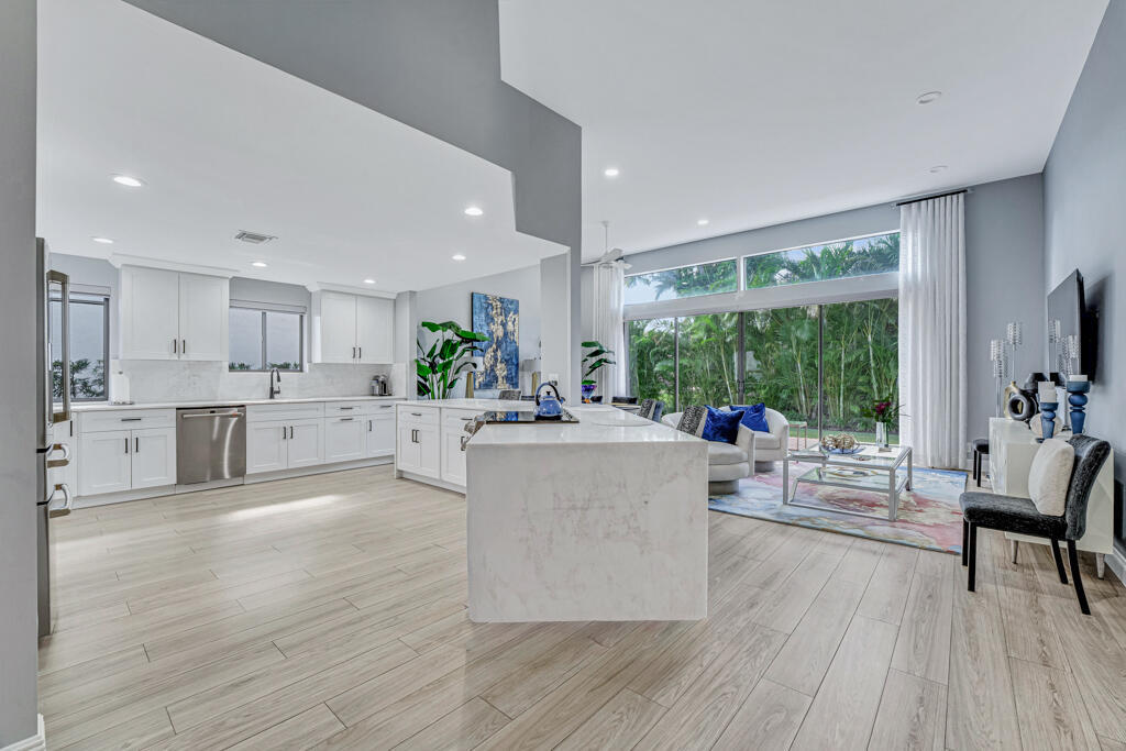 6597 Via Benita , Boca Raton, FL 33433