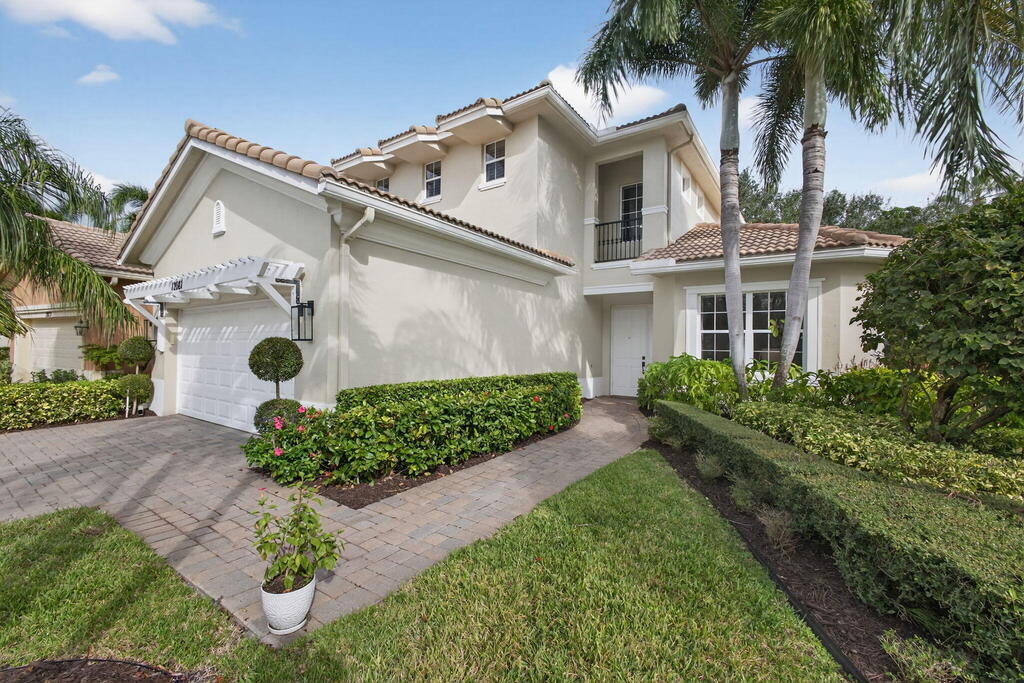 12081 Aviles Circle, Palm Beach Gardens, FL 33418