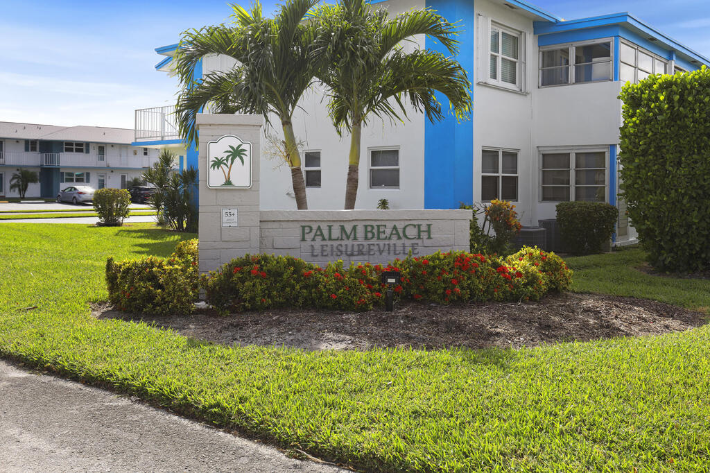 1113 Lake Terrace, Boynton Beach, FL 33426