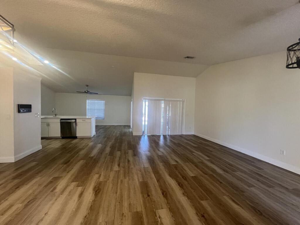 1655 Farmington Circle, Wellington, FL 33414